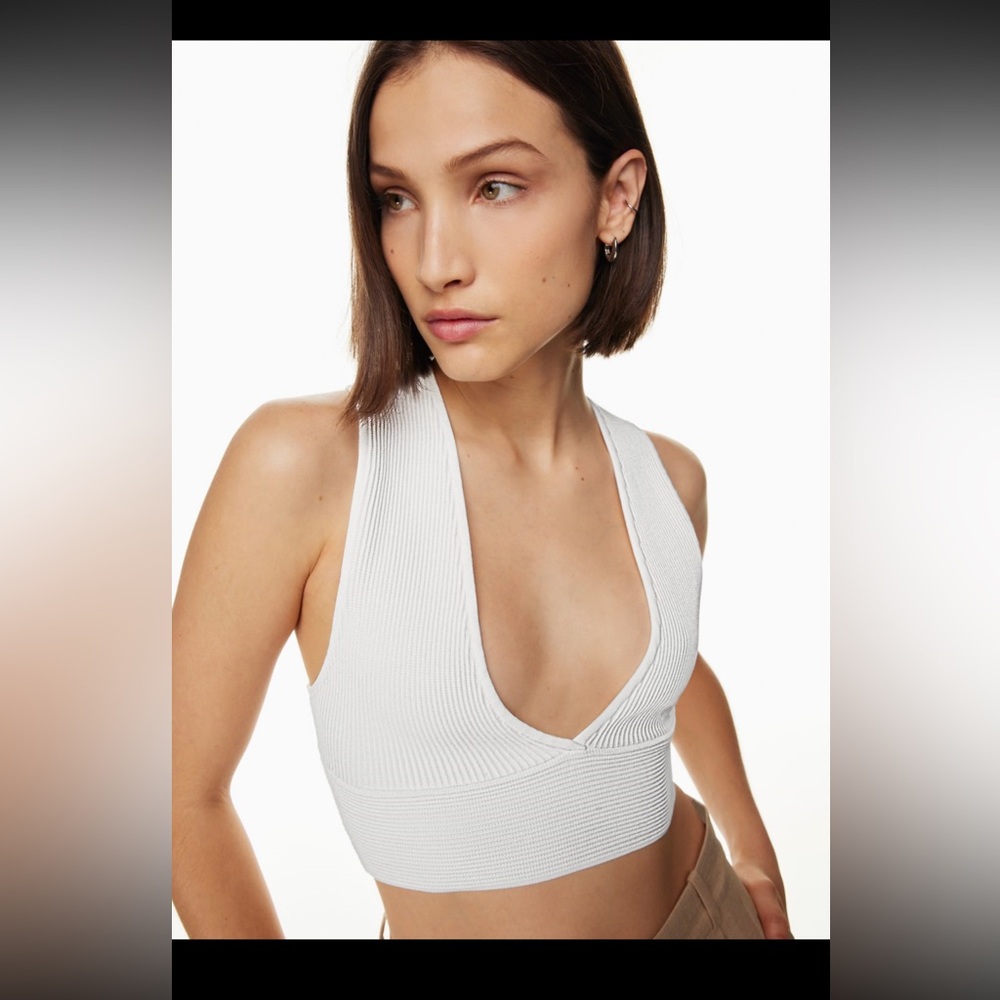 Babaton Sculpt Knit Deep V Tank